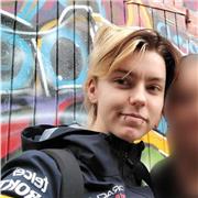 Étudiant en 1ère de licence de littérature anglaise, je souhaite pouvoir aider les plus jeunes et transmettre mes connaissances